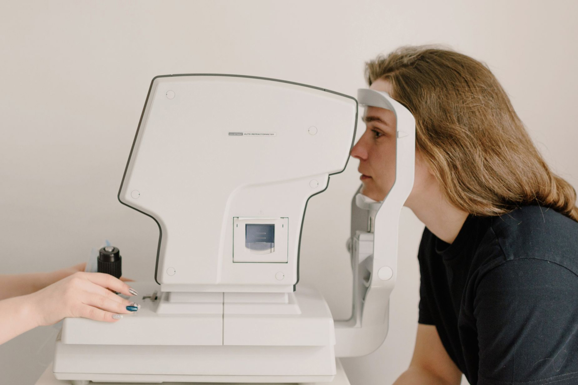 Diagnose and Manage Macular Degeneration